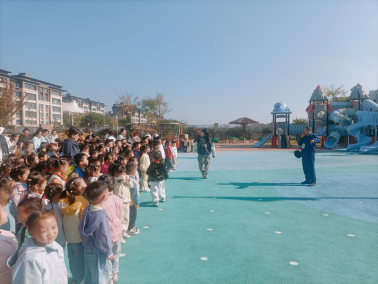 904f2f60-3c7f-4d8c-a760-6a9ff7cc1dfc.png 904f2f60-3c7f-4d8c-a760-6a9ff7cc1dfc.png